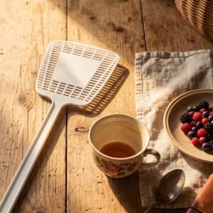 Fly swatter MABEL white