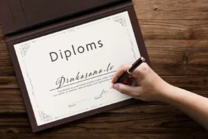 Diplomu izgatavošana